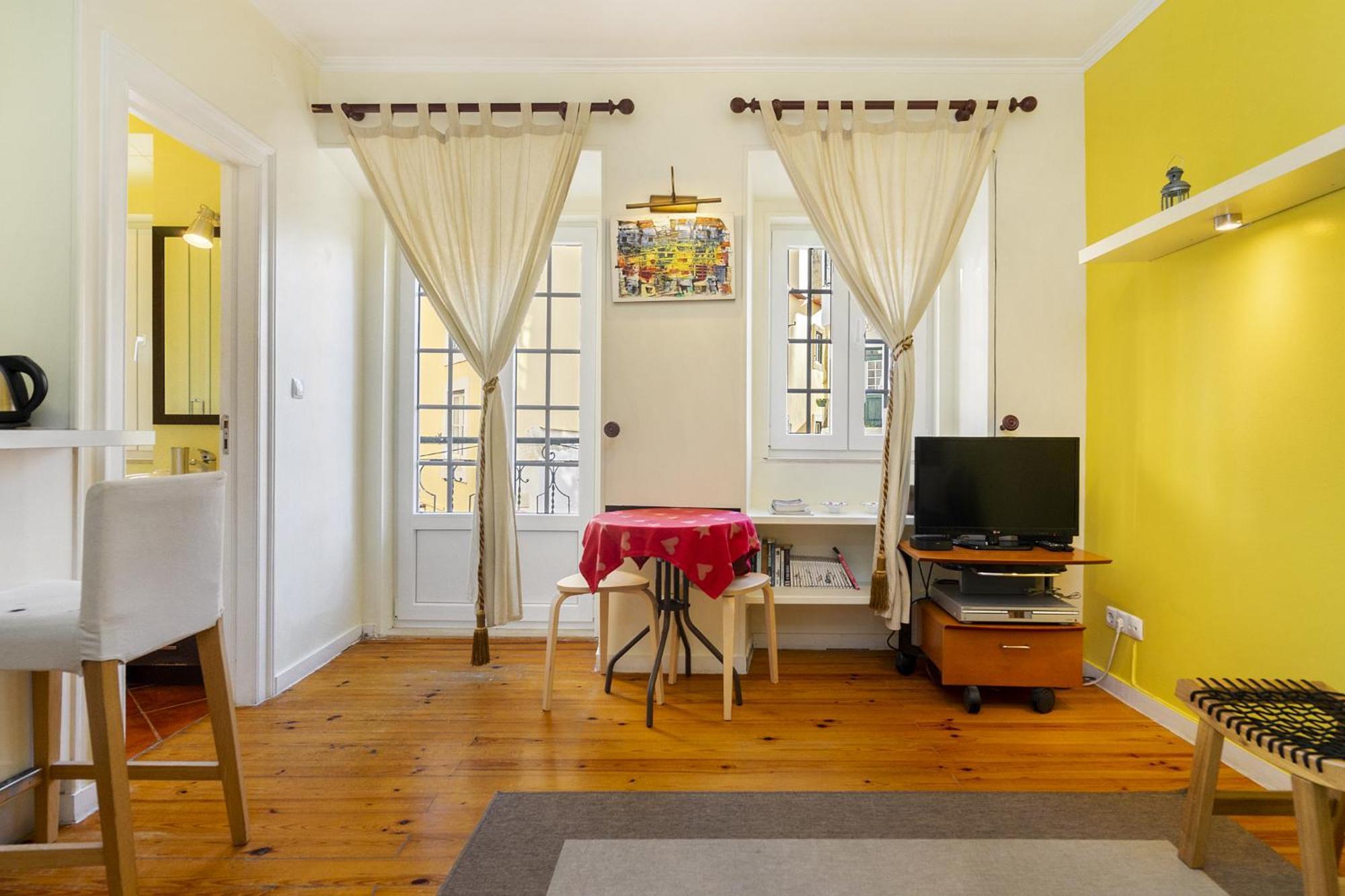 Whome Central Alfama Hideaway Perfect To Explore Lisboa Екстериор снимка